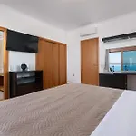 Vitzi Vista Villa